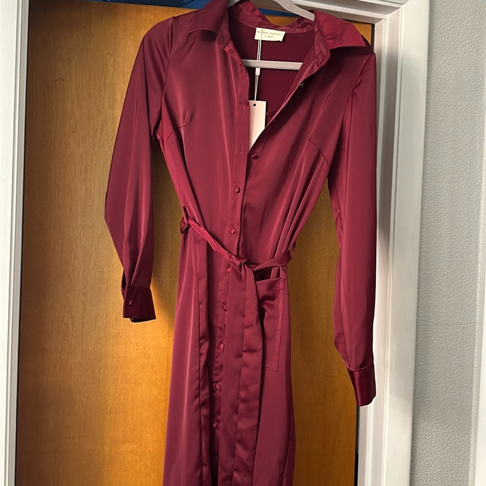 Rachel Parcell burgundy silky shirt dress